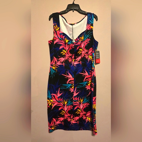 Dress - Picture 1 of 1